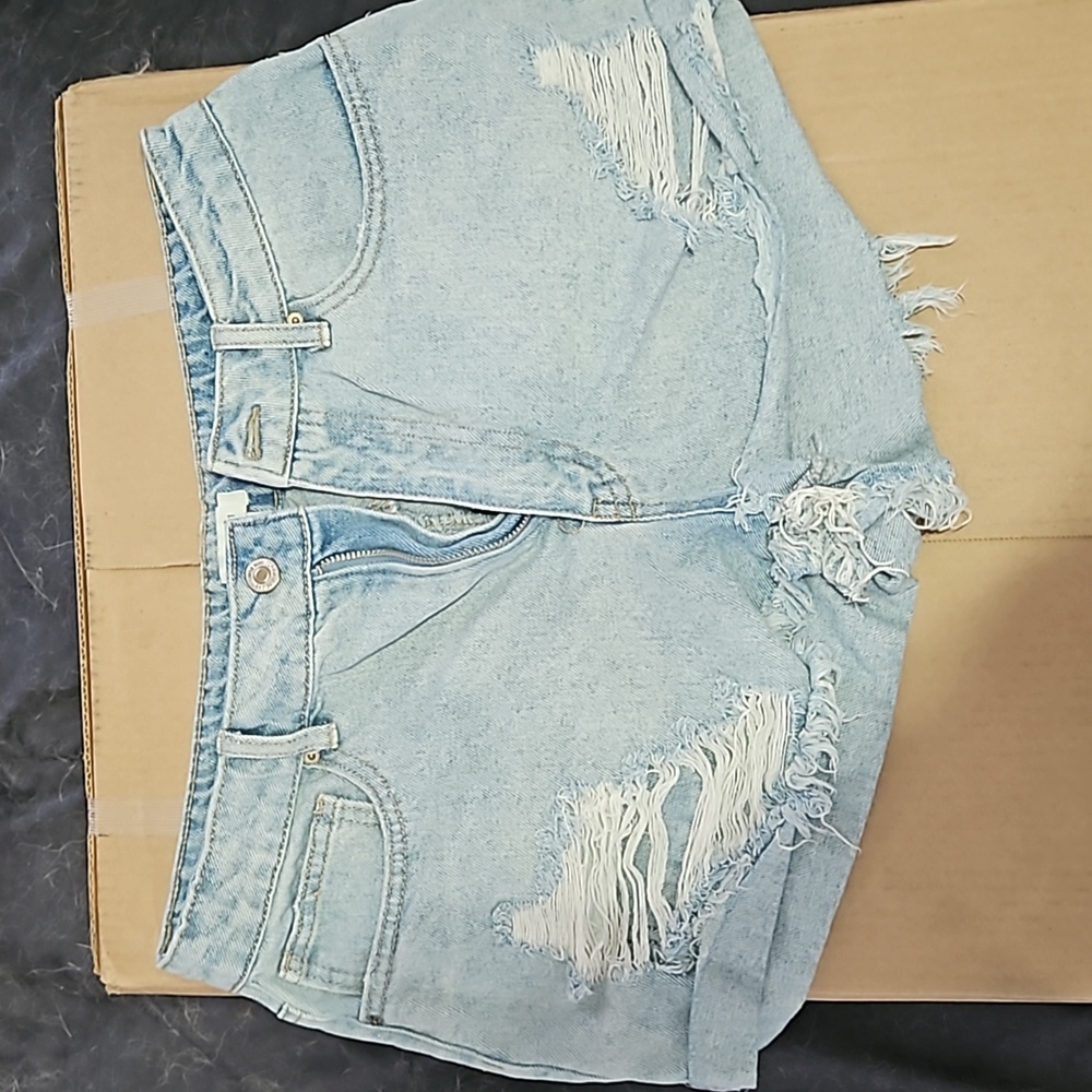 Women's Forever 21 distressed denim shorts,  size 30